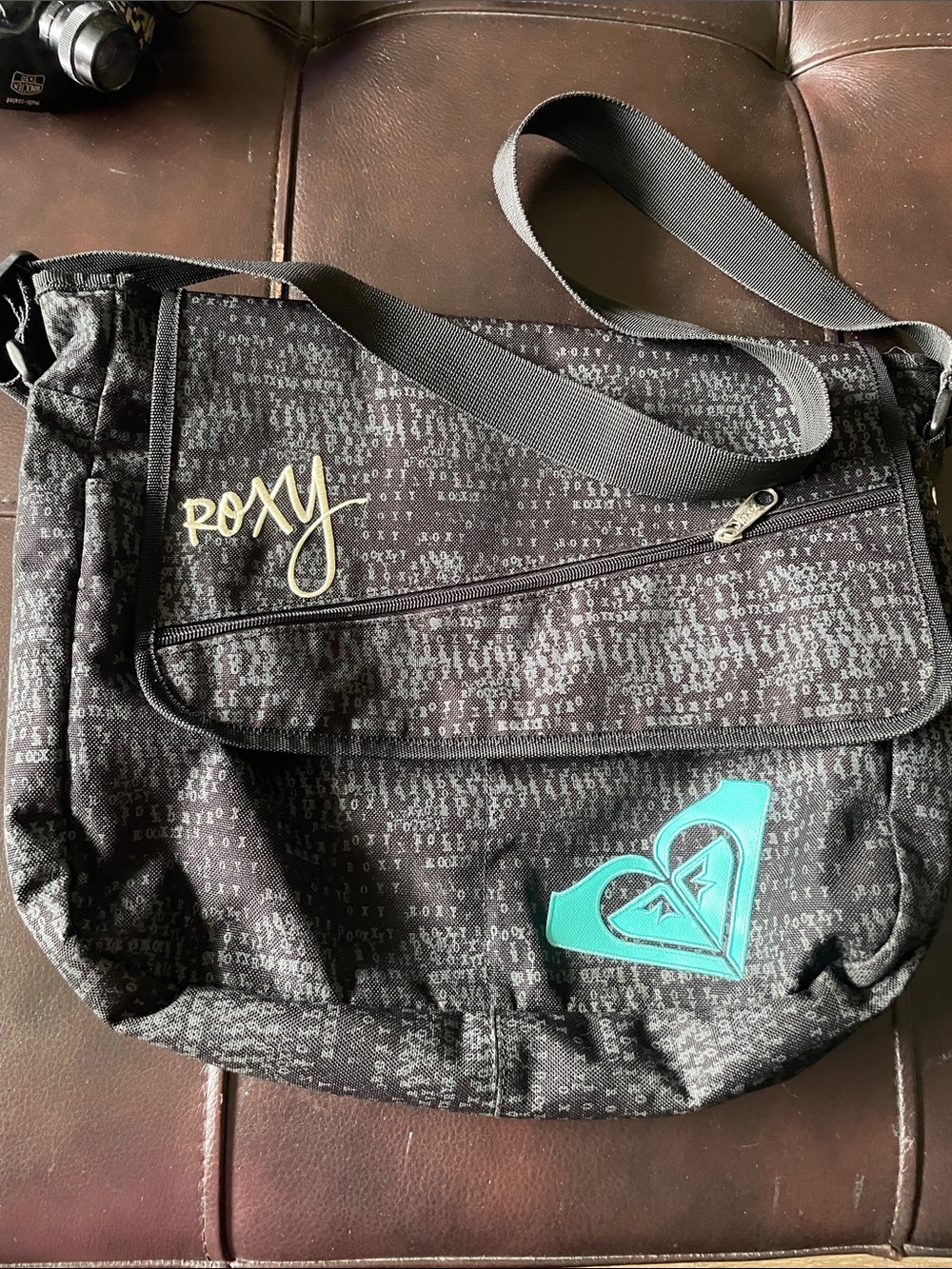 Roxy Black Crossbody Bag with Teal Accent